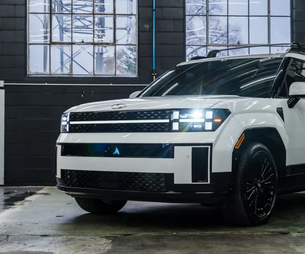 Deluxe Detail_White Hyundai-03_81