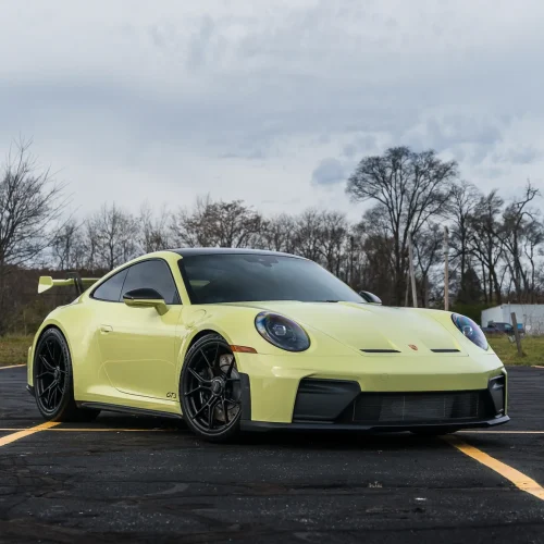 Deluxe Detail_Yellow GT3-01_99